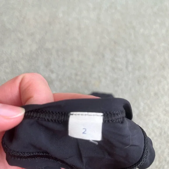 Lululemon Racerback Tank Size 2 - Picture 2 of 3